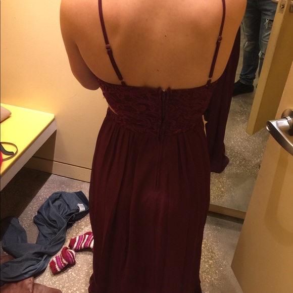 Red prom/formal dress - Picture 4 of 4